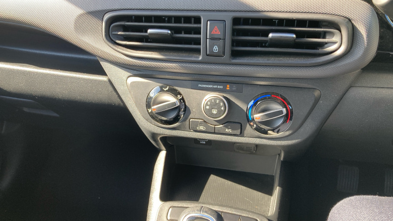 Hyundai i10 1.0 MPi SE Connect 5dr Petrol Hatchback